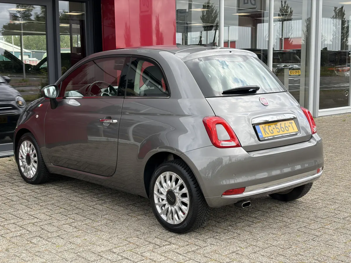 TwinAir Turbo Lounge | Climate Control | Navigatie | Parkeersensoren | All-season banden