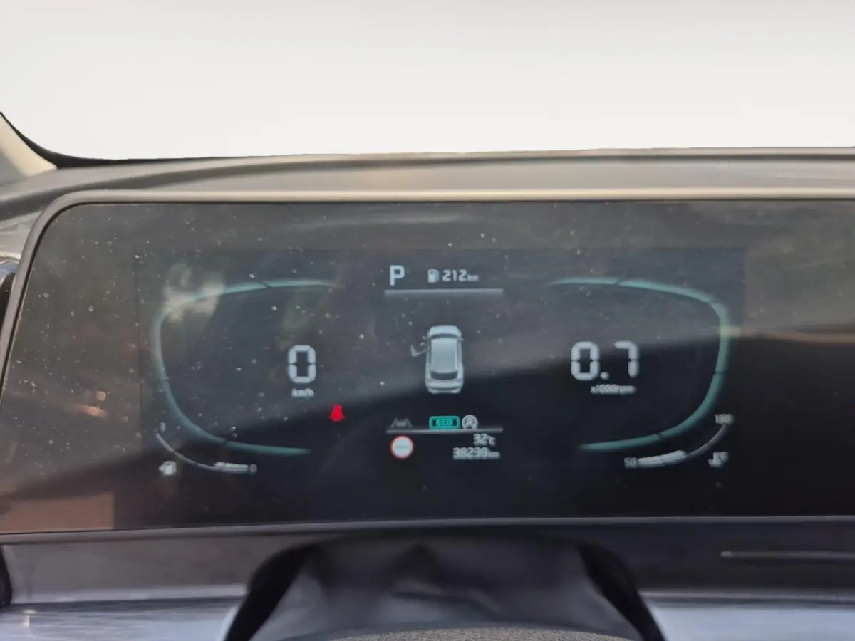 1.6 T-GDi MHEV DynamicLine | Automaat | Climate Control | Cruise Control | Stoelverwarming | Stuurverwarming | Navigatie | Camera | Parkeersensoren |