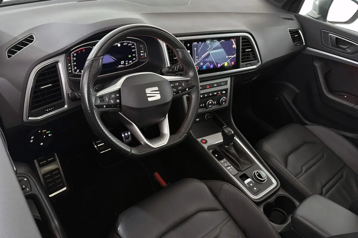 1.5 TSI FR Business Intense Automaat Trekhaak Pano Leder Stoelverwarming