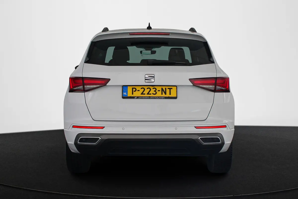 1.5 TSI FR Business Intense Automaat Trekhaak Pano Leder Stoelverwarming