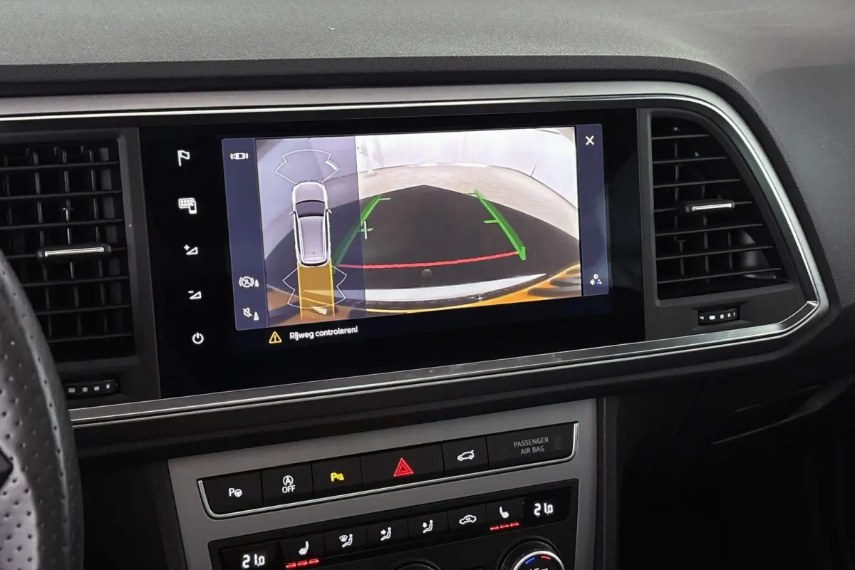 1.5 TSI FR Business Intense Automaat Trekhaak Pano Leder Stoelverwarming