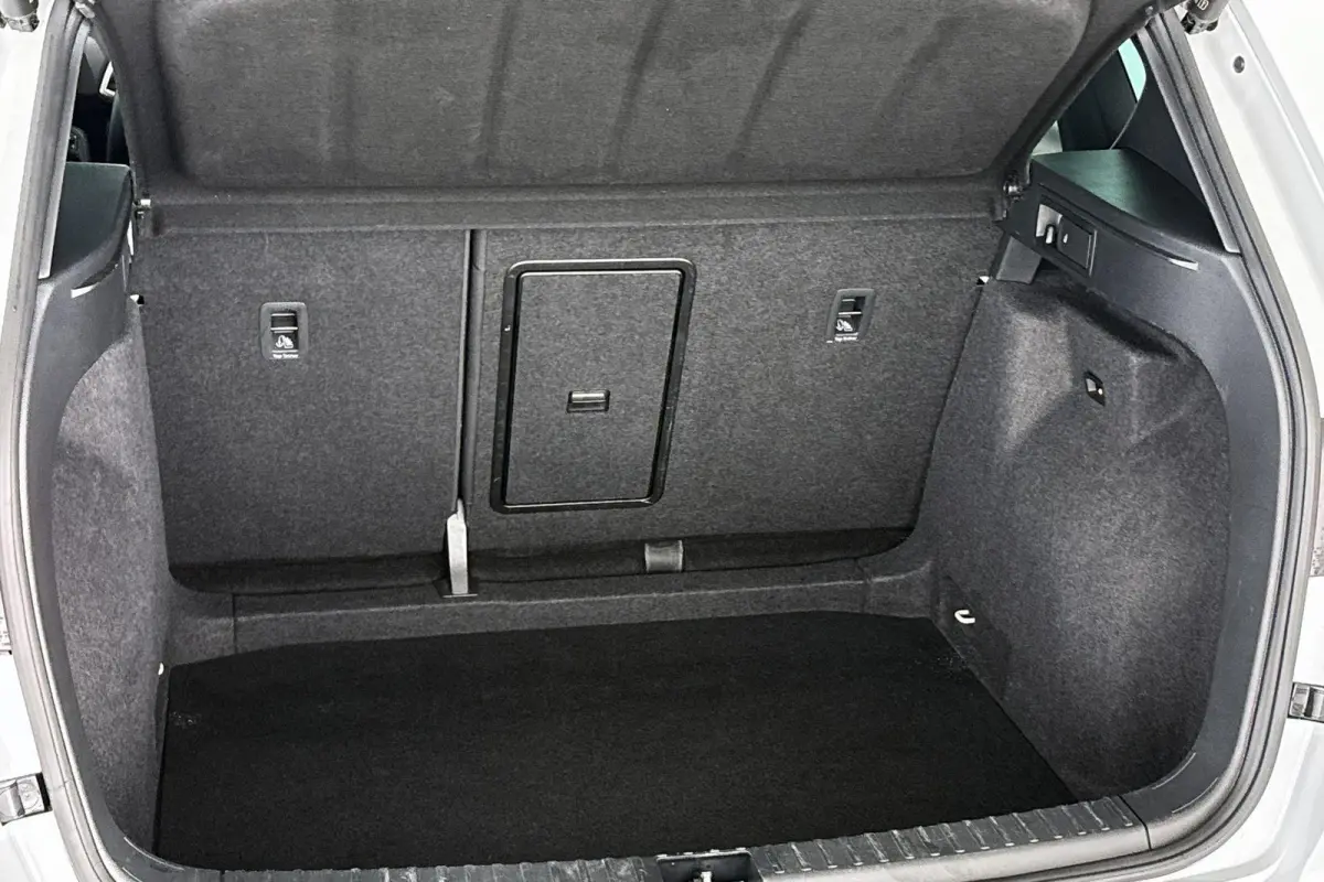1.5 TSI FR Business Intense Automaat Trekhaak Pano Leder Stoelverwarming