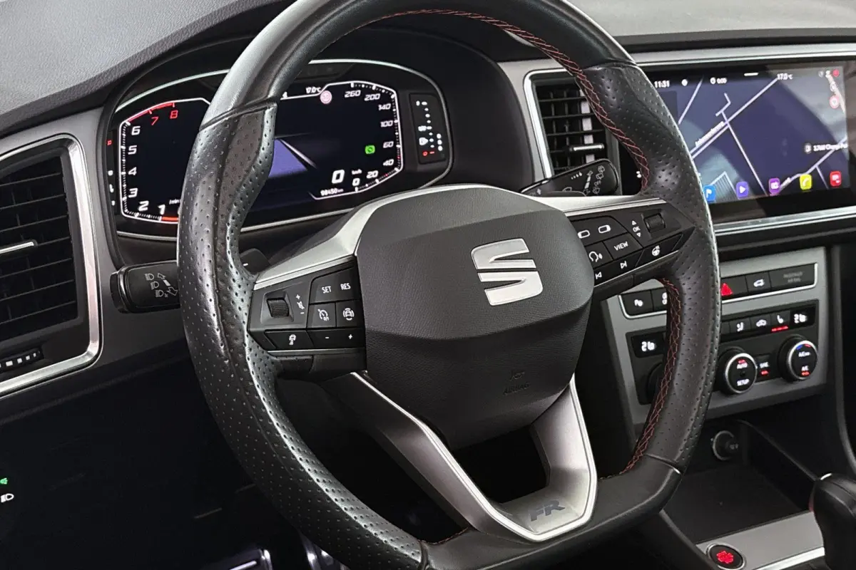1.5 TSI FR Business Intense Automaat Trekhaak Pano Leder Stoelverwarming