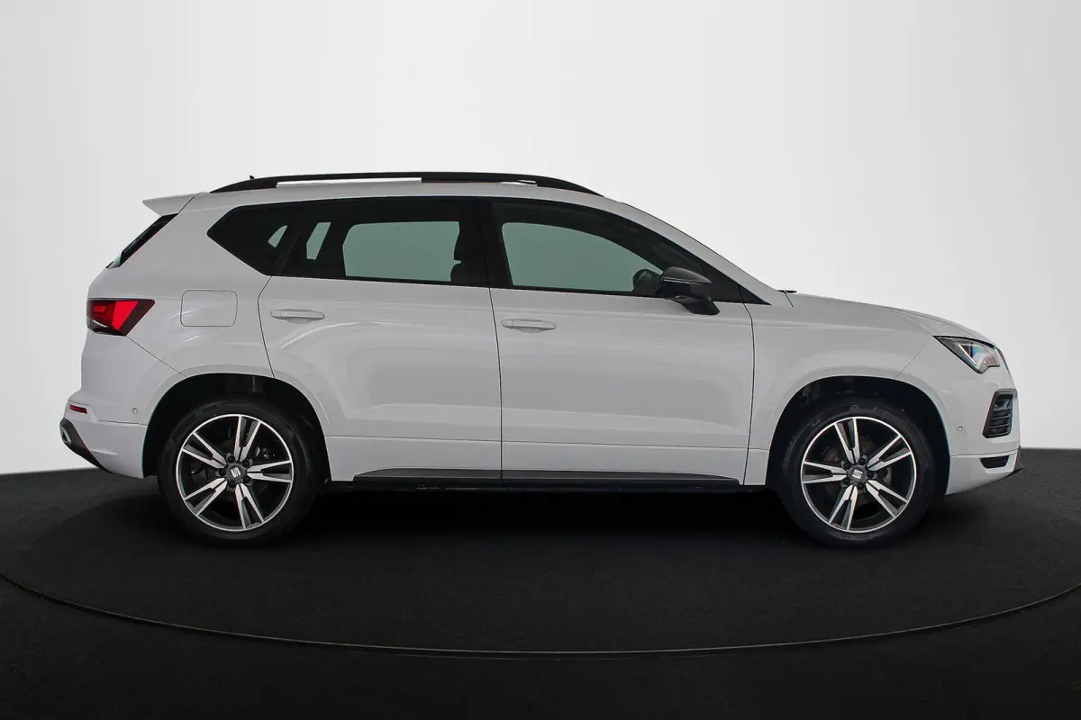 1.5 TSI FR Business Intense Automaat Trekhaak Pano Leder Stoelverwarming