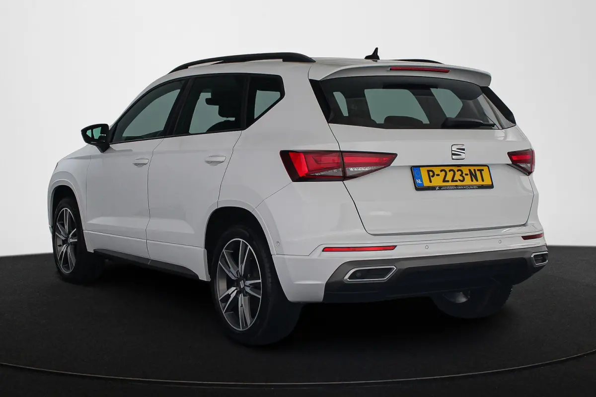1.5 TSI FR Business Intense Automaat Trekhaak Pano Leder Stoelverwarming