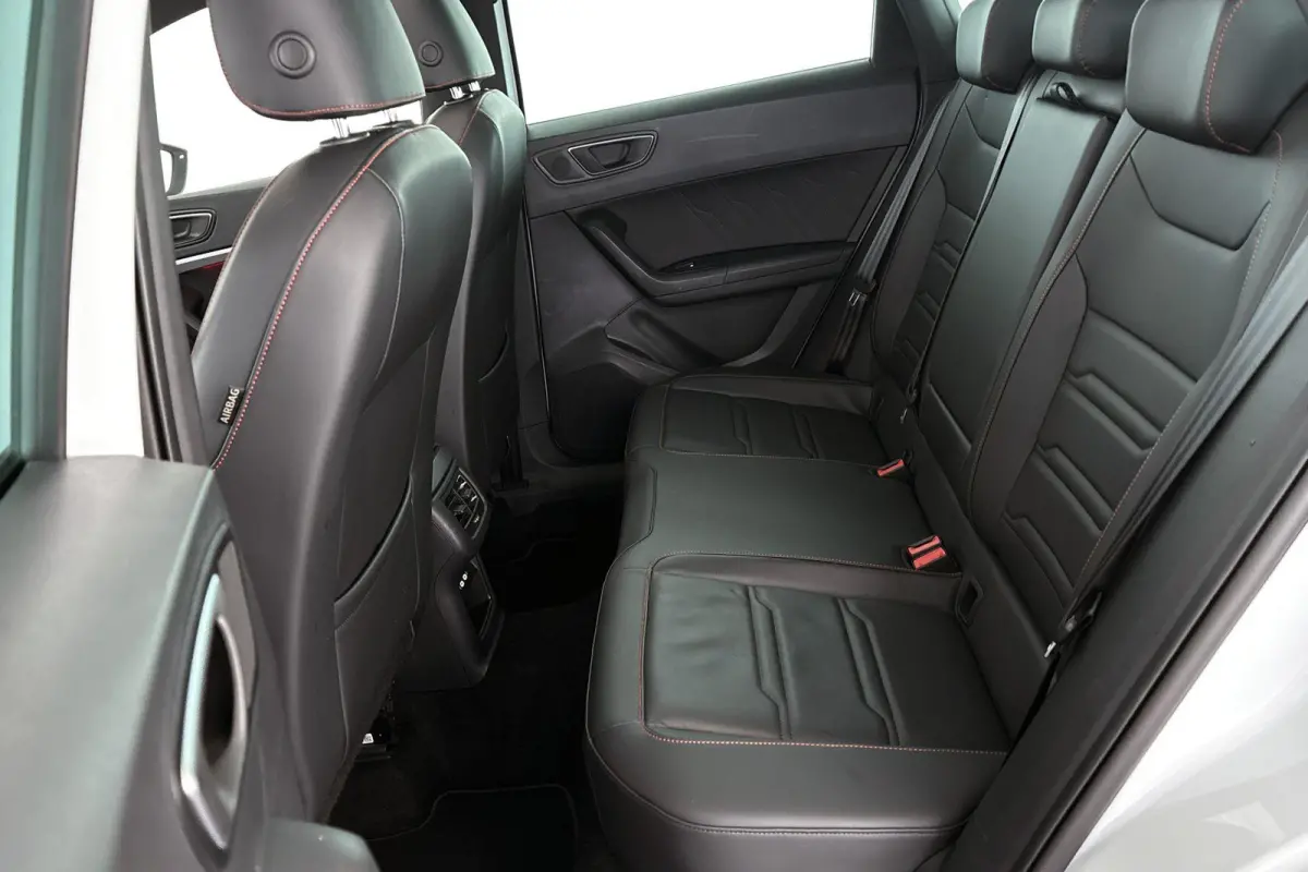 1.5 TSI FR Business Intense Automaat Trekhaak Pano Leder Stoelverwarming