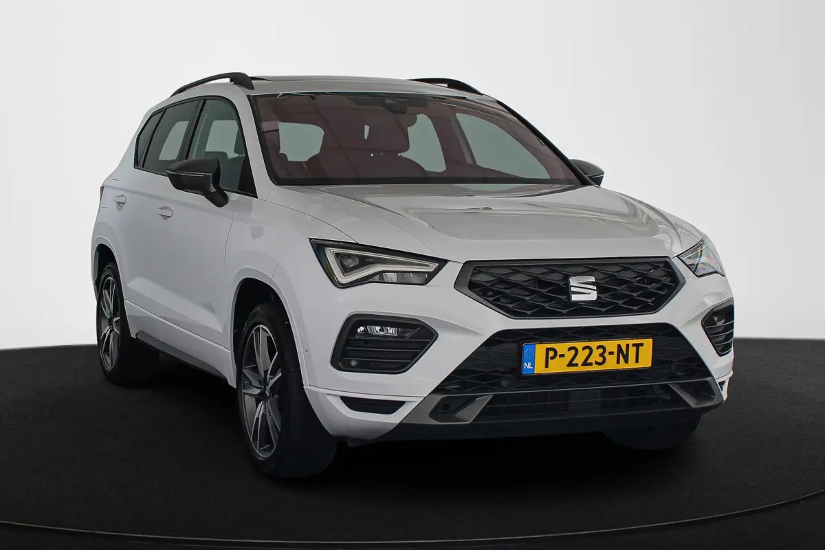 1.5 TSI FR Business Intense Automaat Trekhaak Pano Leder Stoelverwarming