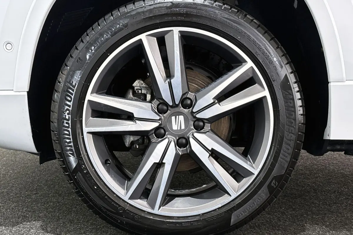 1.5 TSI FR Business Intense Automaat Trekhaak Pano Leder Stoelverwarming