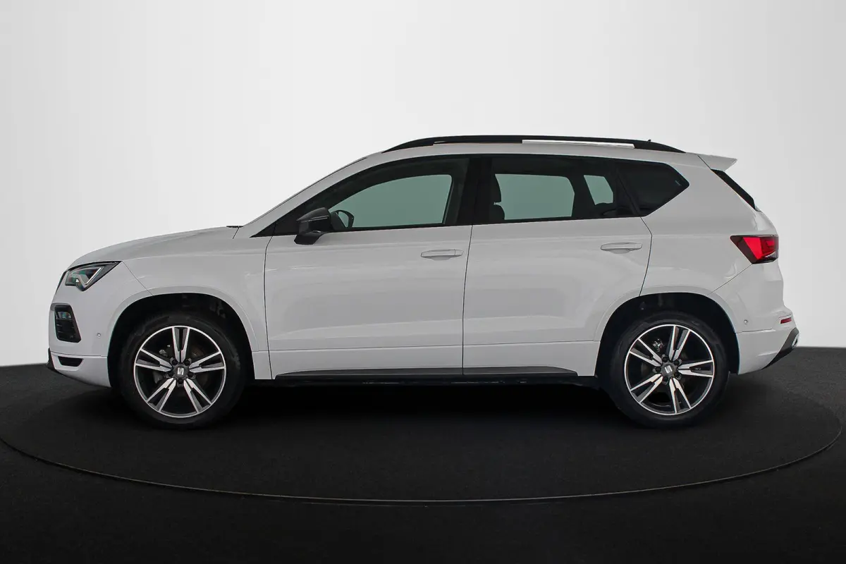 1.5 TSI FR Business Intense Automaat Trekhaak Pano Leder Stoelverwarming