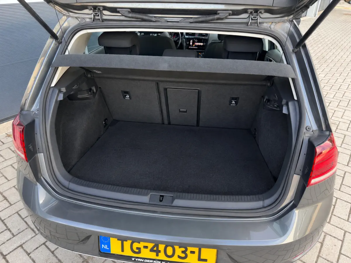 1.0 TSI Comfortline | LED | Camera | CarPlay | Adaptive Cruise | Navigatie | Climate | Stoelverwarming | DAB