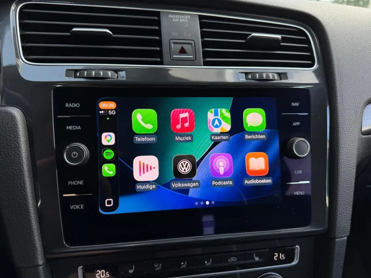 1.0 TSI Comfortline | LED | Camera | CarPlay | Adaptive Cruise | Navigatie | Climate | Stoelverwarming | DAB