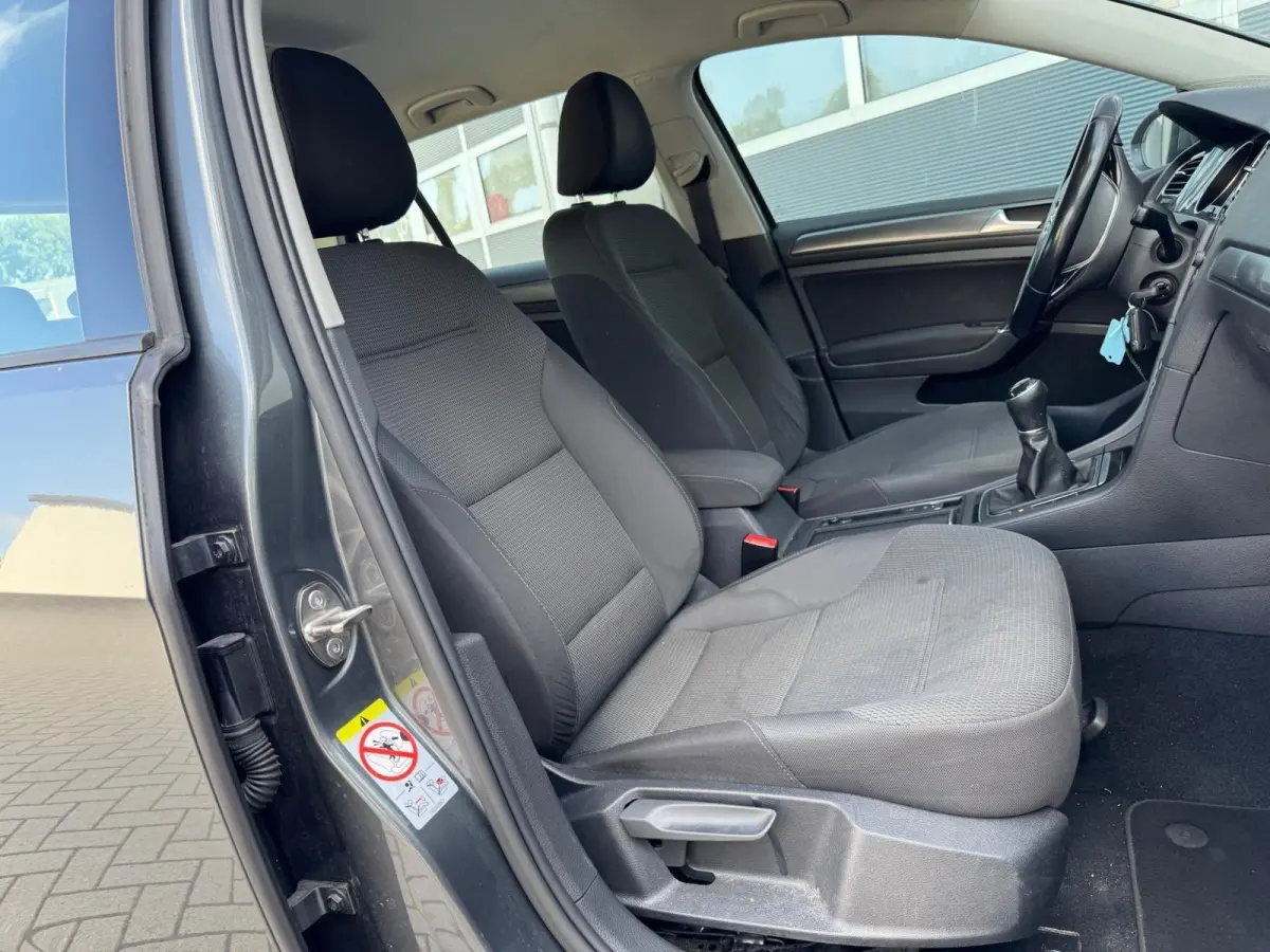 1.0 TSI Comfortline | LED | Camera | CarPlay | Adaptive Cruise | Navigatie | Climate | Stoelverwarming | DAB
