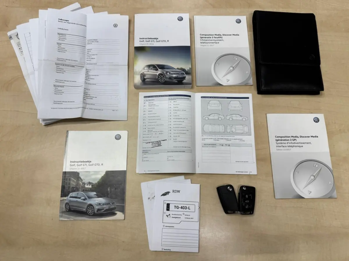 1.0 TSI Comfortline | LED | Camera | CarPlay | Adaptive Cruise | Navigatie | Climate | Stoelverwarming | DAB