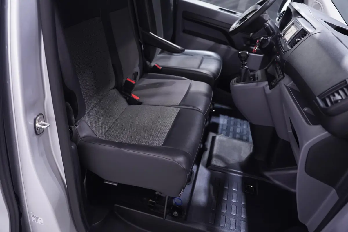 2.0 HDI 122 pk L3 Navi, Trekhaak, 17" LMV Airco, PDC achter, Multistuur, 3-Zits