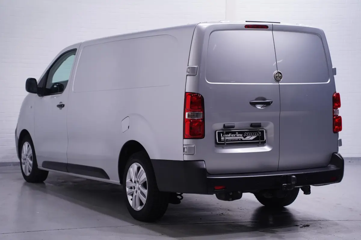 2.0 HDI 122 pk L3 Navi, Trekhaak, 17" LMV Airco, PDC achter, Multistuur, 3-Zits