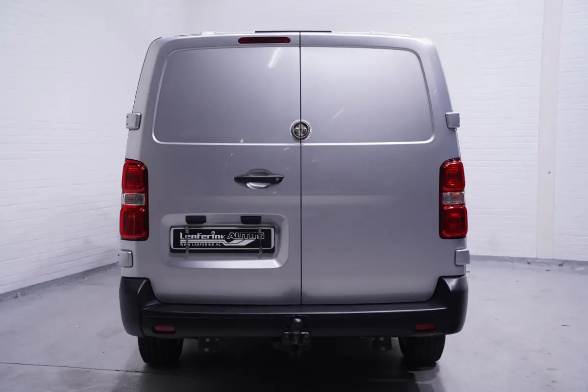 2.0 HDI 122 pk L3 Navi, Trekhaak, 17" LMV Airco, PDC achter, Multistuur, 3-Zits