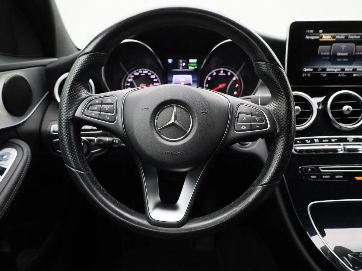 350 e Lease Edition | Camera | Parkeersensoren | Stoelverwarming |