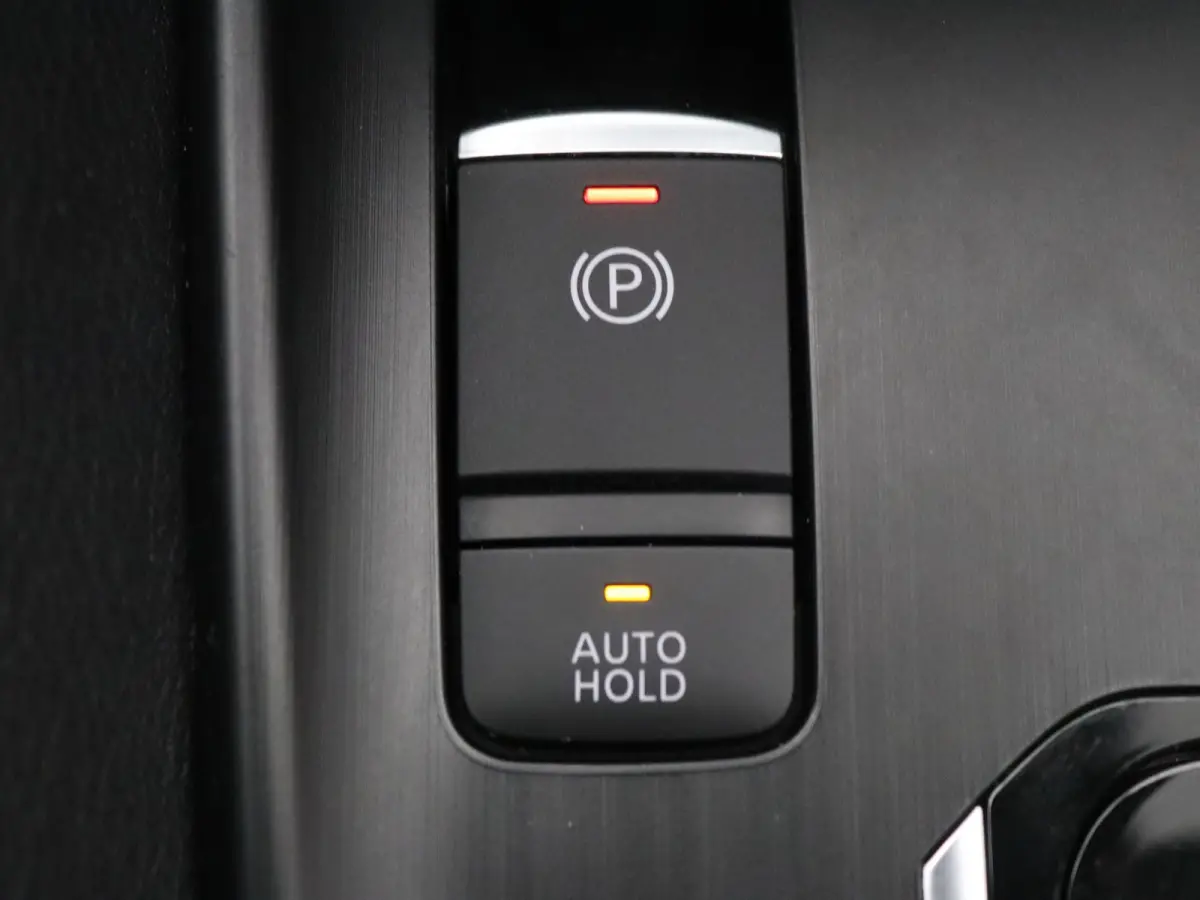 190pk e-Power Business Edition Apple Carplay/Android Auto