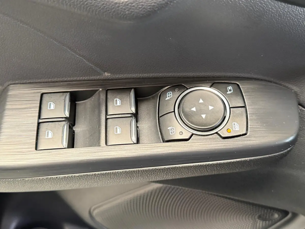 2.5 FHEV ST-LINE X, 1 Jaar Bovag Garantie, Camera, Heads Up Display, carplay, Stoel/Stuurwielverwarmig