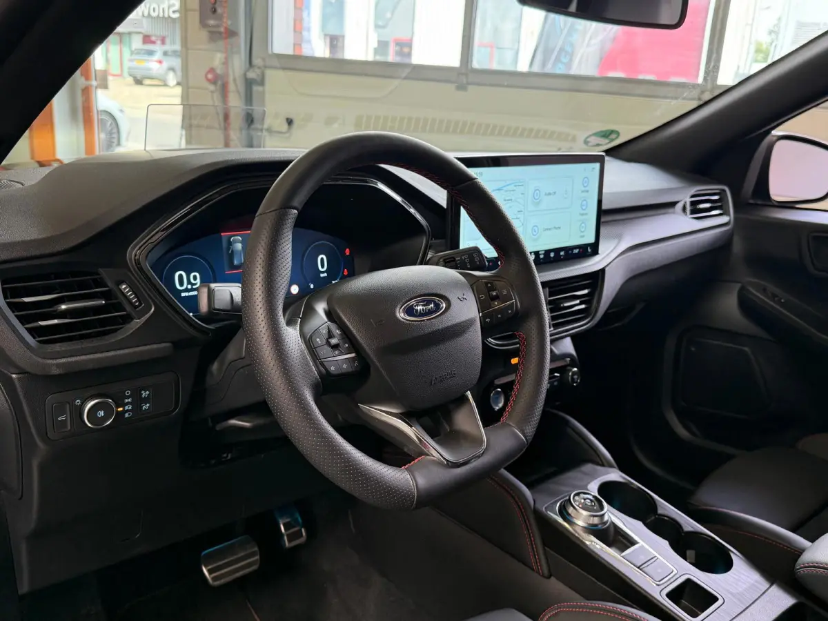 2.5 FHEV ST-LINE X Camera, Heads Up Display, carplay, Stoel/Stuurwielverwarmig