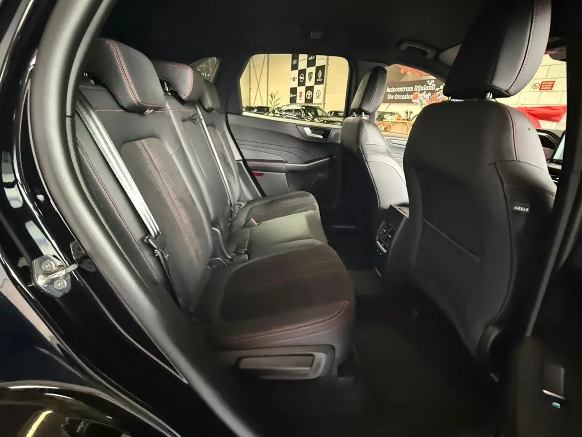 2.5 FHEV ST-LINE X, 1 Jaar Bovag Garantie, Camera, Heads Up Display, carplay, Stoel/Stuurwielverwarmig
