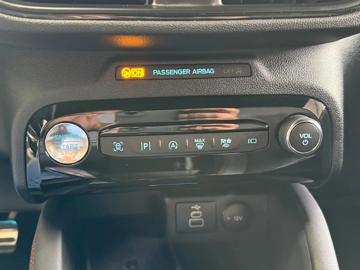 2.5 FHEV ST-LINE X, 1 Jaar Bovag Garantie, Camera, Heads Up Display, carplay, Stoel/Stuurwielverwarmig