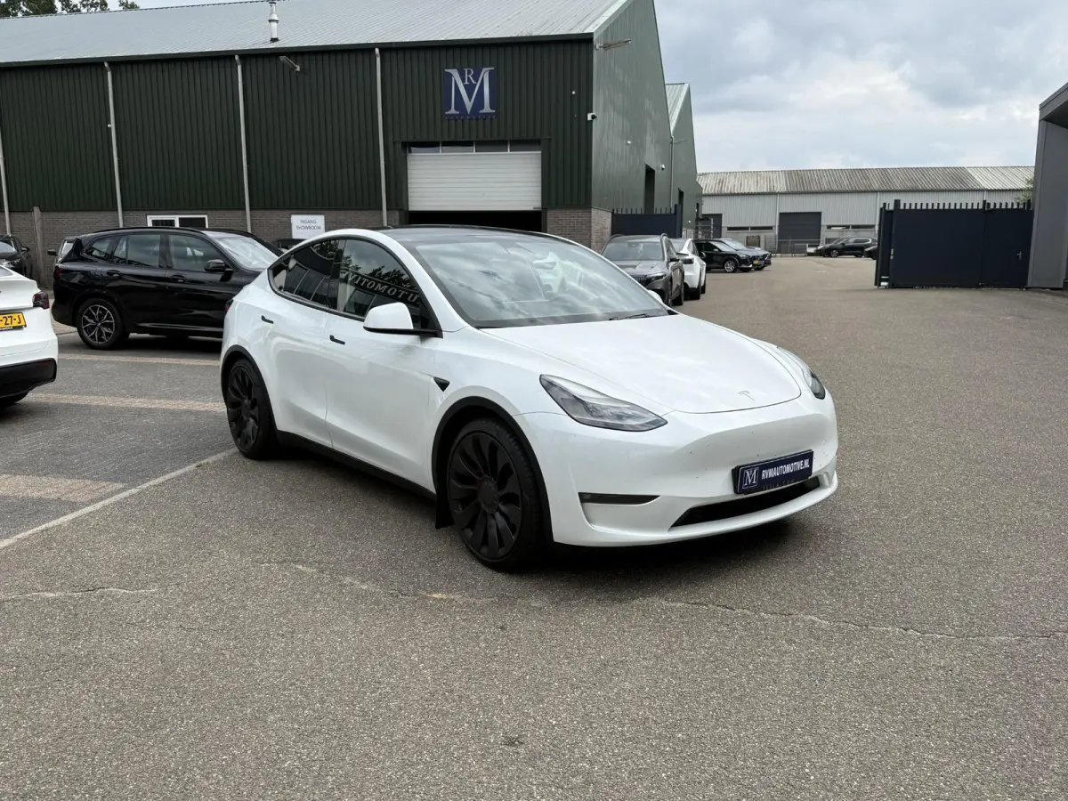 Performance AWD 75 kWh 21 INCH TURBINE VELGEN | TESLA GARANTIE T/M 01-2028 OF 80.000 KM | ACCU & AANDRIJFLIJN GARANTIE T/M 01-2032 OF 192.000 KM | ALL IN RIJKLAAR PRIJS |