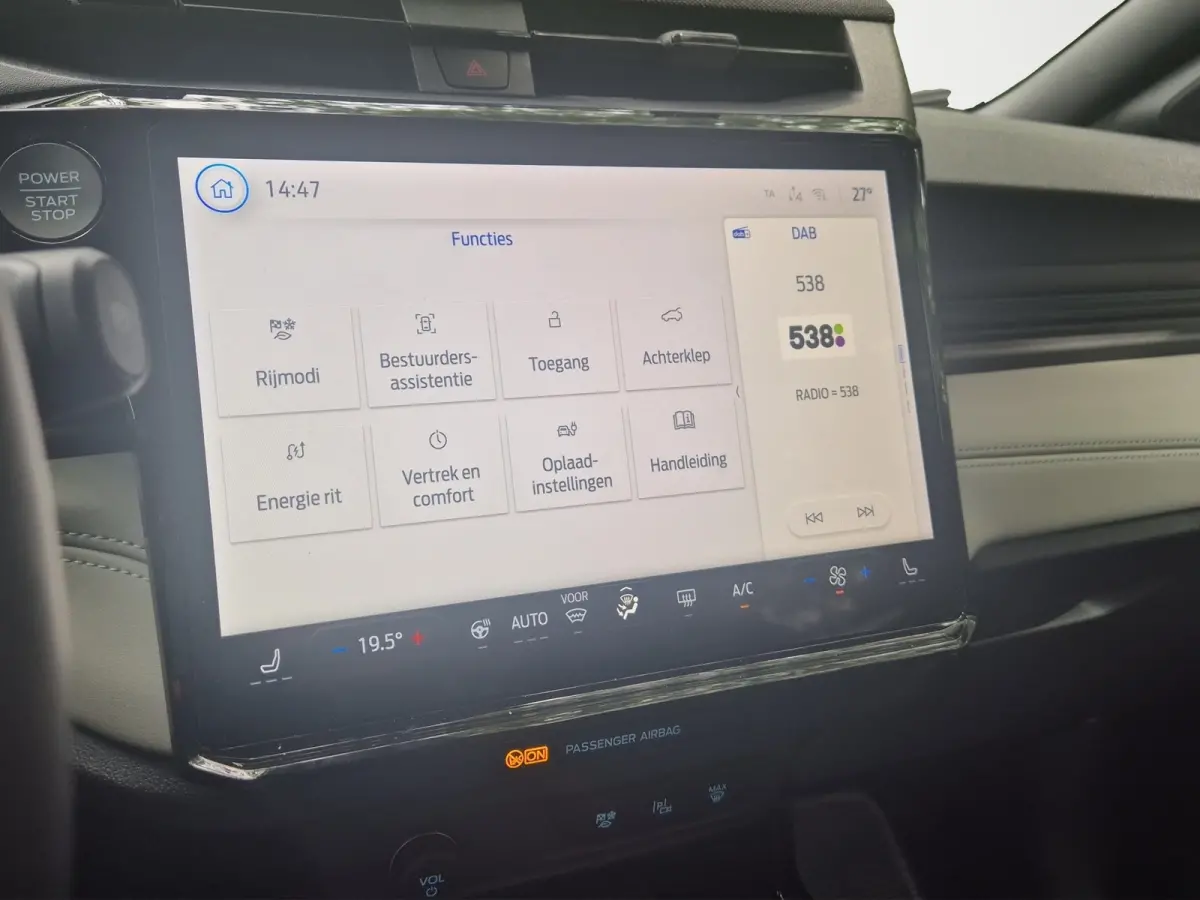 Sound Edition 44 kWh 168pk | B&O Audio | Adaptive Cruise | Dodehoek Detectie | Winter Pack