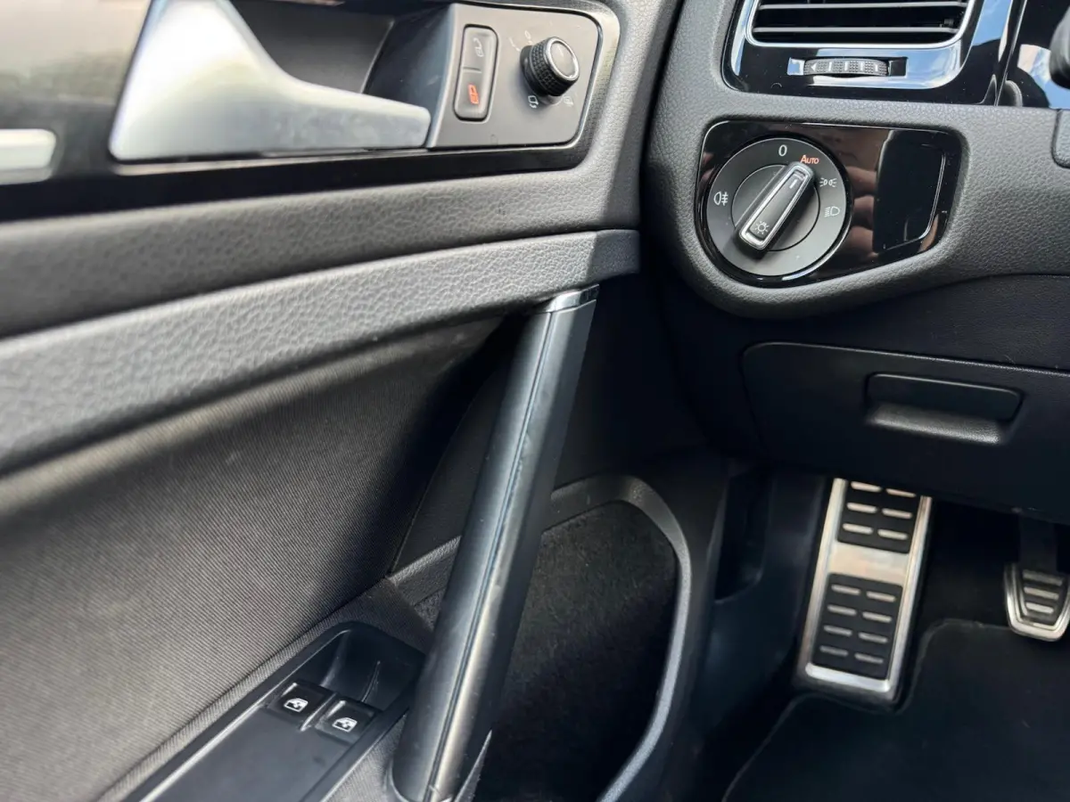 2.0 TSI R 4Motion Handgeschakeld! | Alcantara | LED | CarPlay | Navigatie | Cruise | Climate | Stoelverwarming