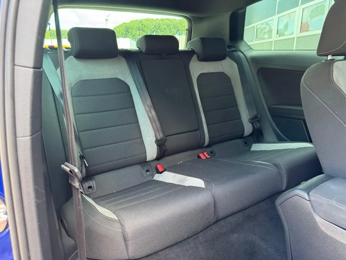2.0 TSI R 4Motion Handgeschakeld! | Alcantara | LED | CarPlay | Navigatie | Cruise | Climate | Stoelverwarming