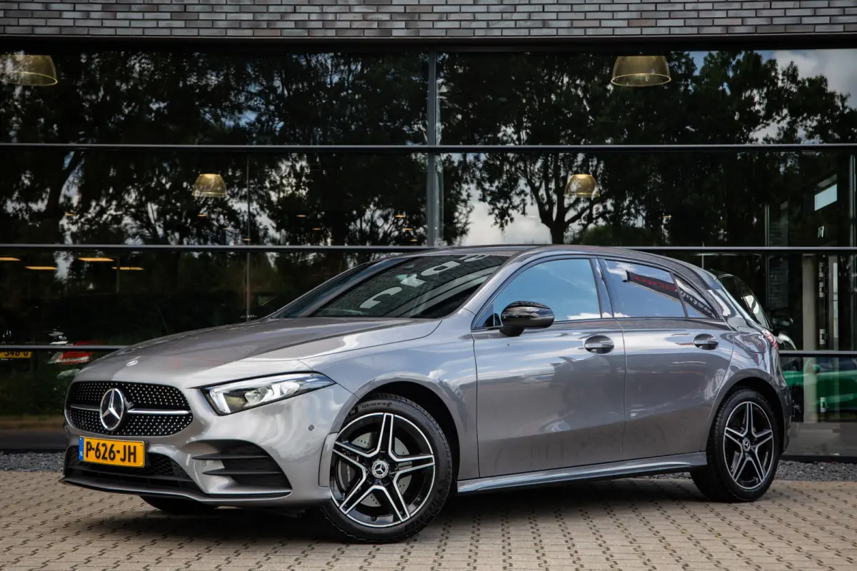 250 e Business Solution AMG Limited , Virtual cockpit, Sfeerverlichting, Achteruitrijcamera,