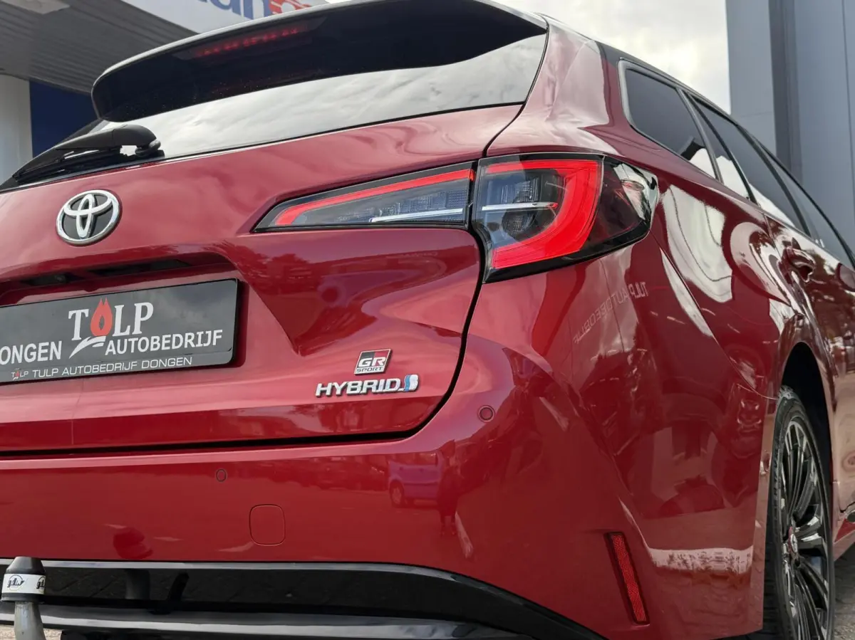 1.8 Hybrid GR-Sport