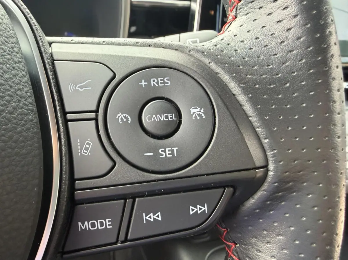 1.8 Hybrid GR-Sport