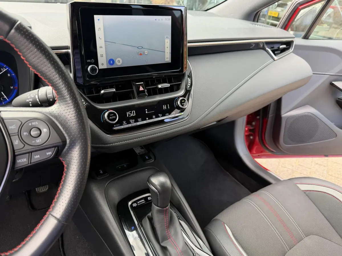 1.8 Hybrid GR-Sport