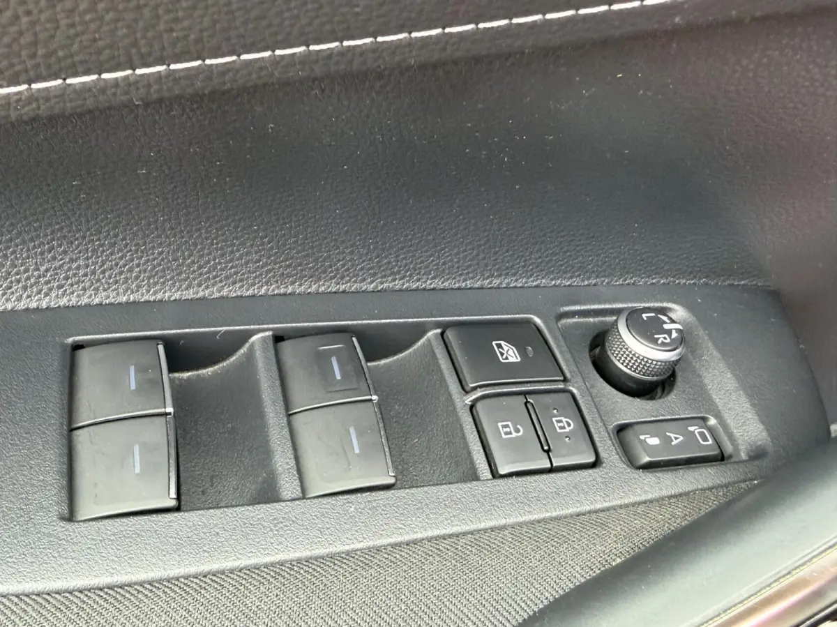 1.8 Hybrid GR-Sport