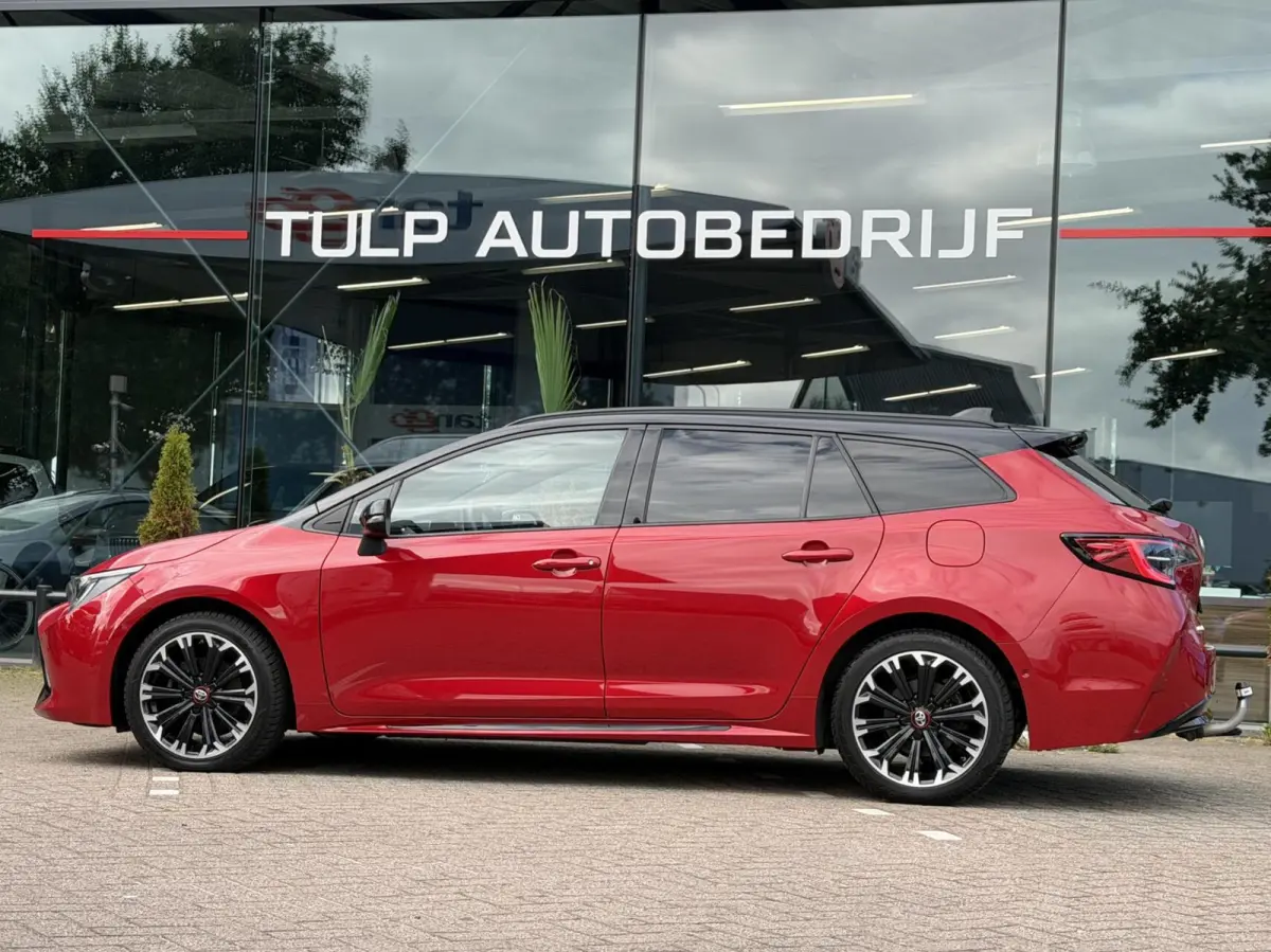 1.8 Hybrid GR-Sport