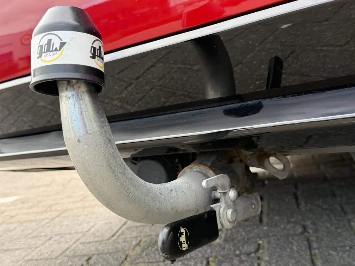 1.8 Hybrid GR-Sport