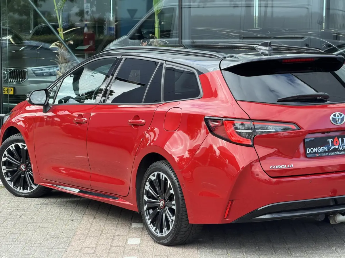 1.8 Hybrid GR-Sport
