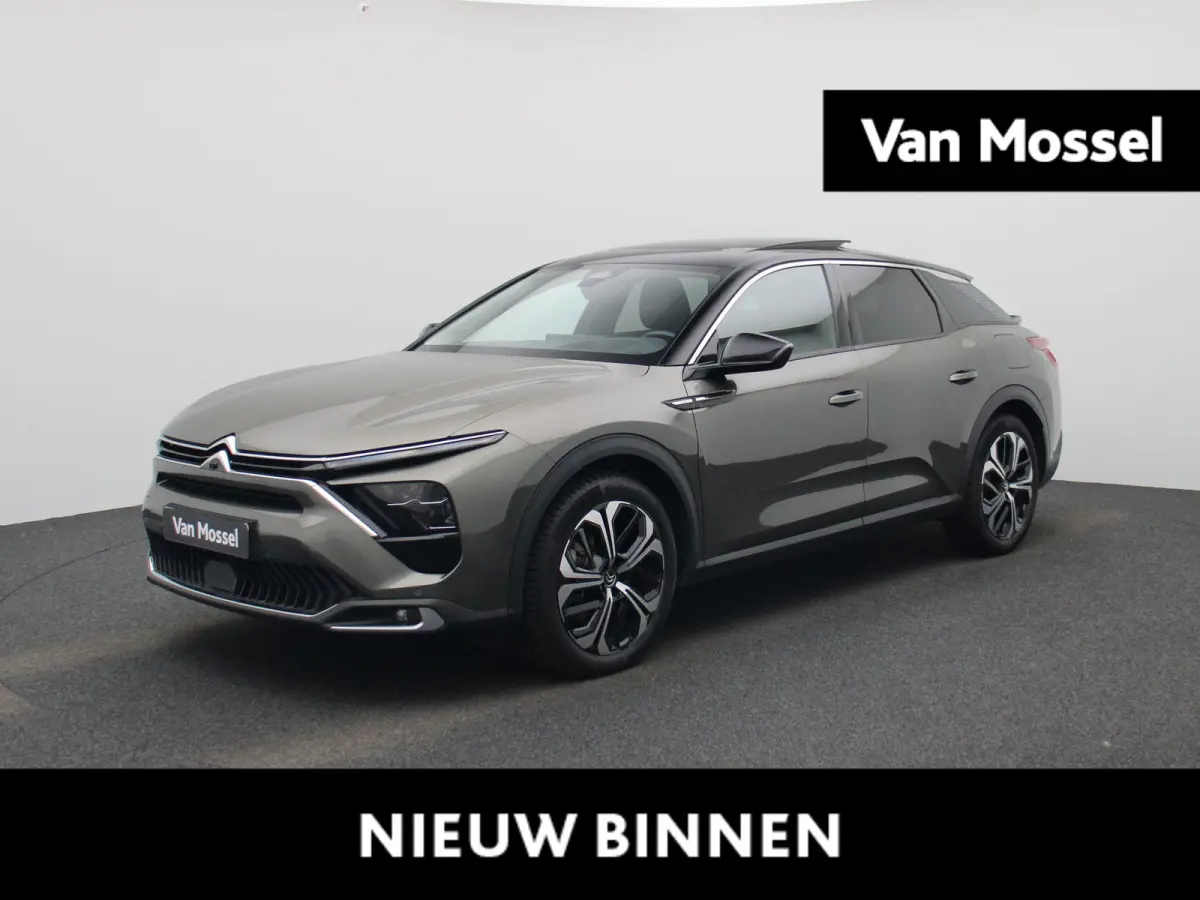 1.6 Plug-in Hybrid 225 Shine