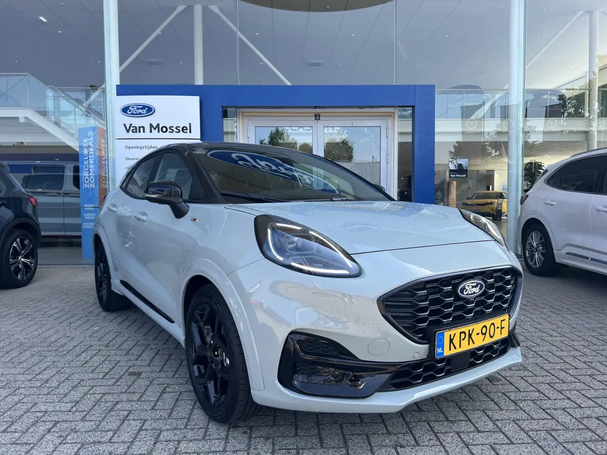 1.0 EcoBoost ST-Line | 155PK! | Automaat | Black Package | DEMO | Stoel/stuur voorruitverwarming | Camera | Navigatie | Parkeersensoren Voor+Achter