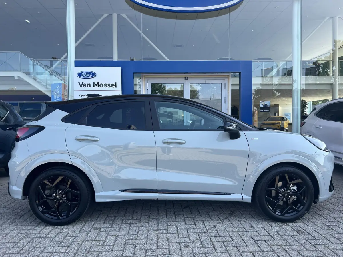 1.0 EcoBoost ST-Line | 155PK! | Automaat | Black Package | DEMO | Stoel/stuur voorruitverwarming | Camera | Navigatie | Parkeersensoren Voor+Achter
