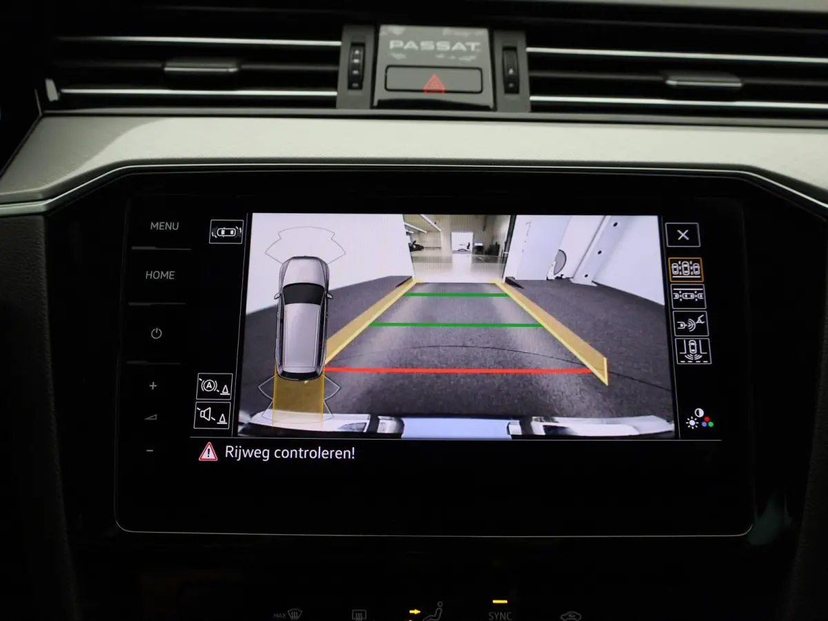 2.0 TDI 90kW DSG Style Business AUTOMAAT | VIRTUEEL | NAVIGATIE | CAMERA | PDC | SPORTSTOELEN | APPLE CARPLAY | ADAPTIEVE CRUISE | CLIMA | 12 MAANDEN  BOVAG GARANTIE |