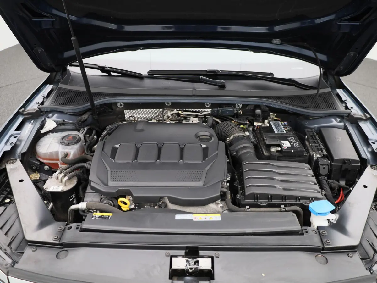 2.0 TDI 90kW DSG Style Business AUTOMAAT | VIRTUEEL | NAVIGATIE | CAMERA | PDC | SPORTSTOELEN | APPLE CARPLAY | ADAPTIEVE CRUISE | CLIMA | 12 MAANDEN  BOVAG GARANTIE |