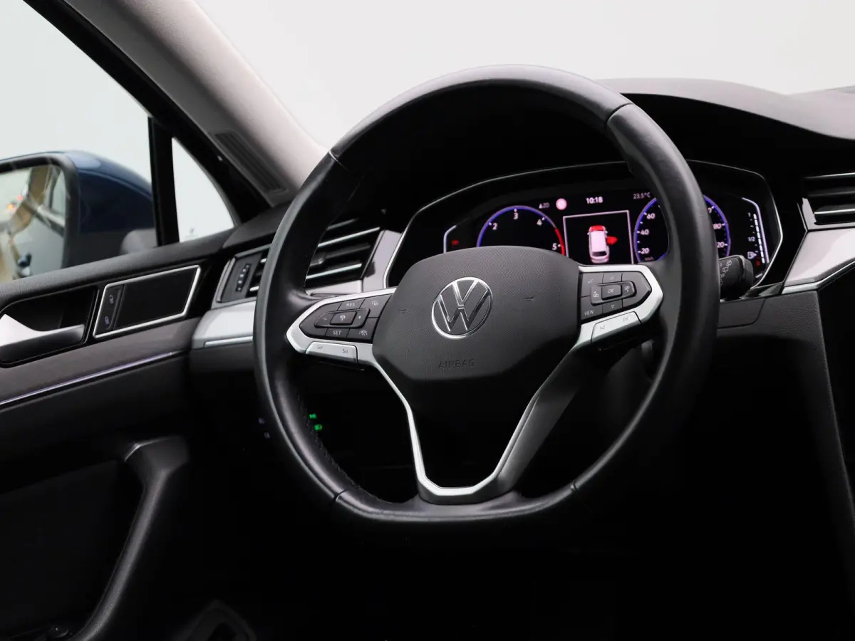 2.0 TDI 90kW DSG Style Business AUTOMAAT | VIRTUEEL | NAVIGATIE | CAMERA | PDC | SPORTSTOELEN | APPLE CARPLAY | ADAPTIEVE CRUISE | CLIMA | 12 MAANDEN  BOVAG GARANTIE |