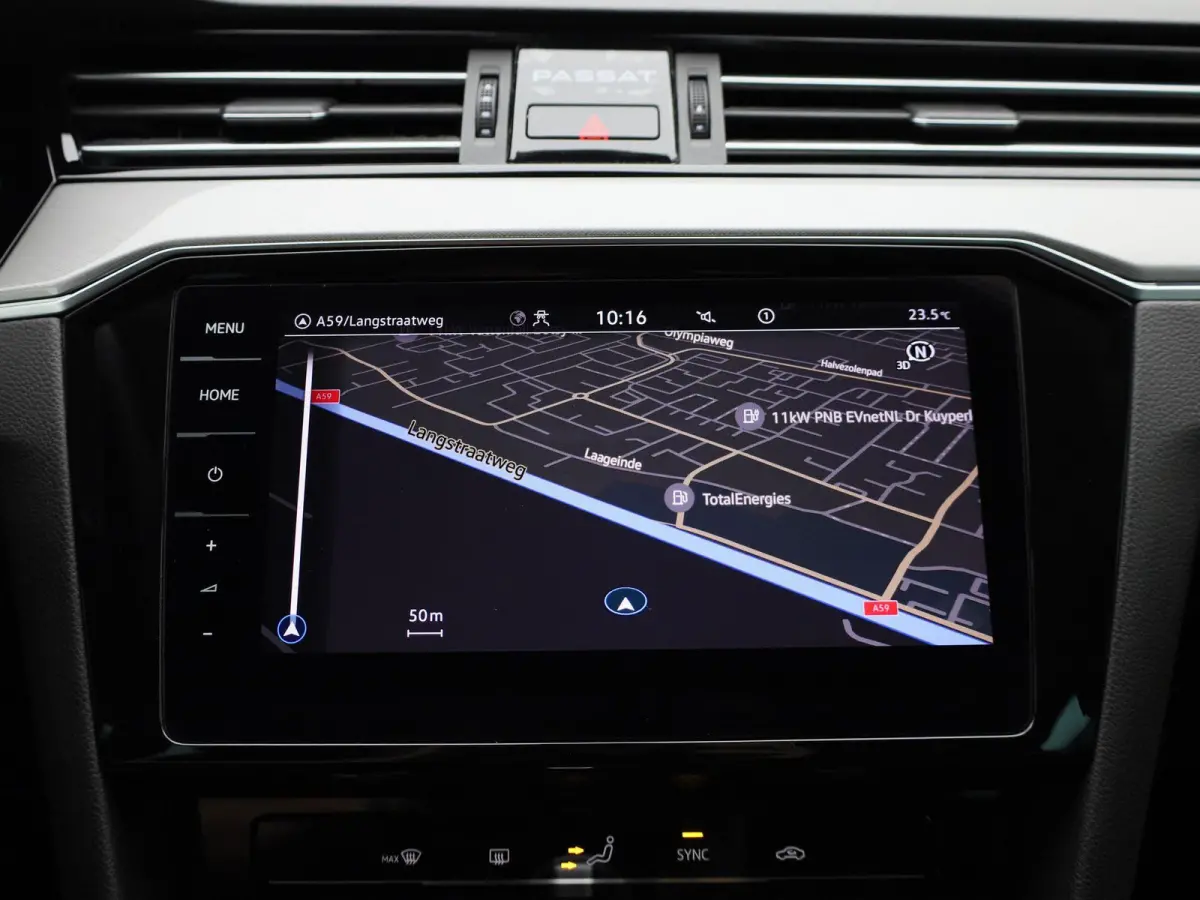 2.0 TDI 90kW DSG Style Business AUTOMAAT | VIRTUEEL | NAVIGATIE | CAMERA | PDC | SPORTSTOELEN | APPLE CARPLAY | ADAPTIEVE CRUISE | CLIMA | 12 MAANDEN  BOVAG GARANTIE |