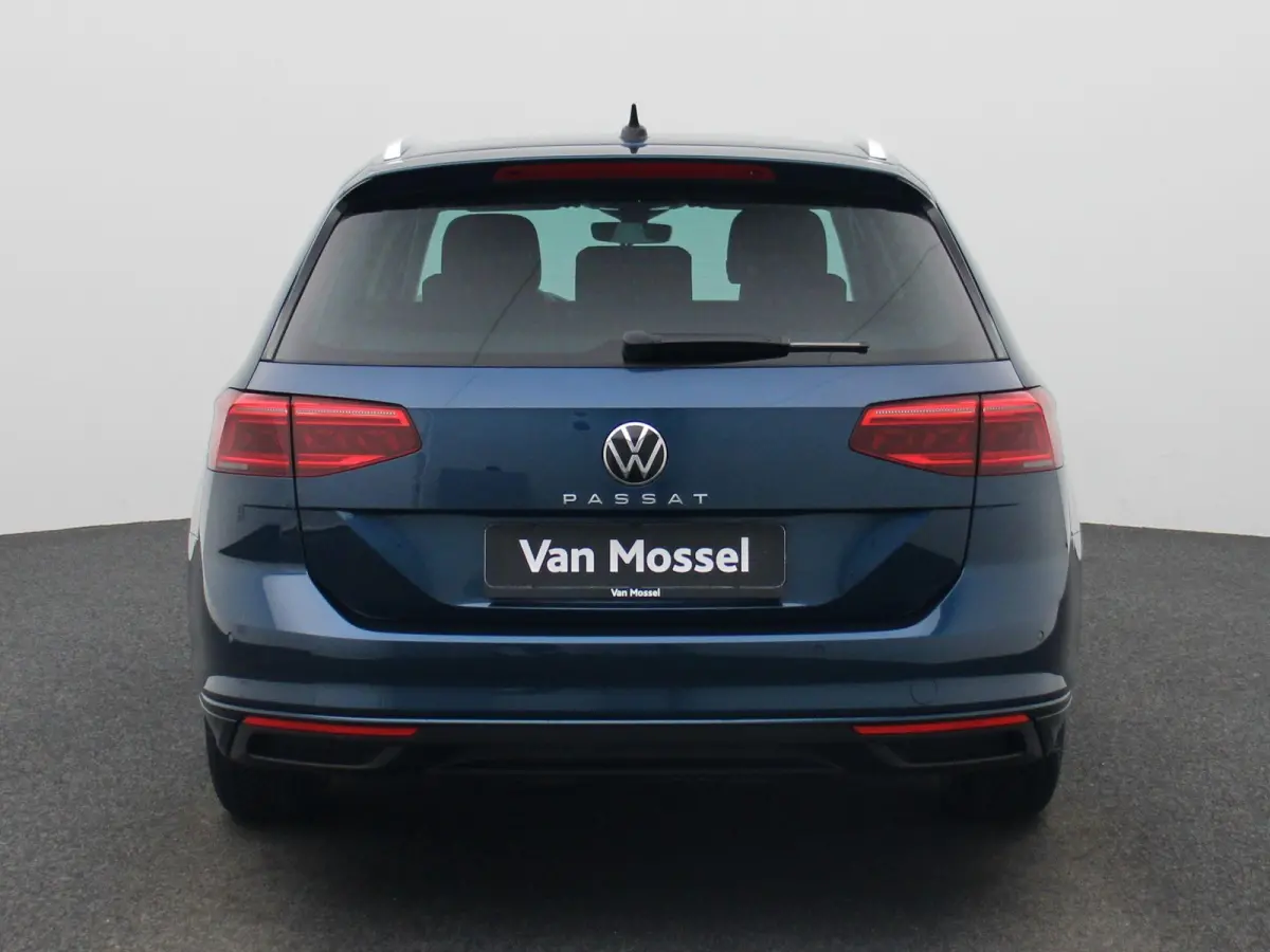 2.0 TDI 90kW DSG Style Business AUTOMAAT | VIRTUEEL | NAVIGATIE | CAMERA | PDC | SPORTSTOELEN | APPLE CARPLAY | ADAPTIEVE CRUISE | CLIMA | 12 MAANDEN  BOVAG GARANTIE |