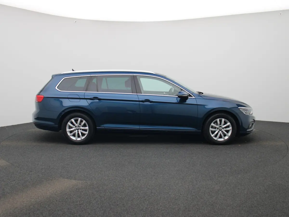 2.0 TDI 90kW DSG Style Business AUTOMAAT | VIRTUEEL | NAVIGATIE | CAMERA | PDC | SPORTSTOELEN | APPLE CARPLAY | ADAPTIEVE CRUISE | CLIMA | 12 MAANDEN  BOVAG GARANTIE |