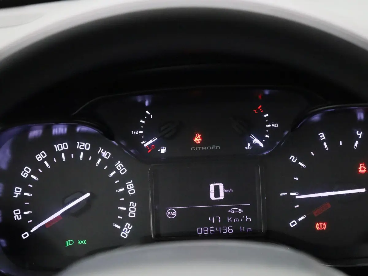 1.2 PureTech Feel | APPLE CARPLAY - ANDROID AUTO | NAVIGATIE | CRUISE CONTROL | CLIMATE CONTROL |
