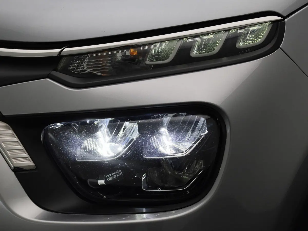 1.2 PureTech Feel | APPLE CARPLAY - ANDROID AUTO | NAVIGATIE | CRUISE CONTROL | CLIMATE CONTROL |