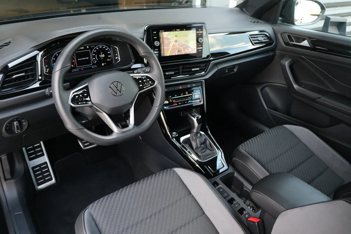 1.5 TSI 2x R-Line DSG Facelift IQ Led Cam Trekhaak Virtual Navi Kessy ACC